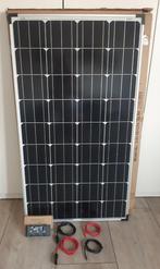 130 watt zonnepaneel met laadregelaar en aansluit kabels, Ophalen, Nieuw