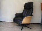 NIEUWSTAAT Hjort Knudsen relaxfauteuil zwart leer elektr. v., Huis en Inrichting, Fauteuils, Ophalen of Verzenden, Zo goed als nieuw