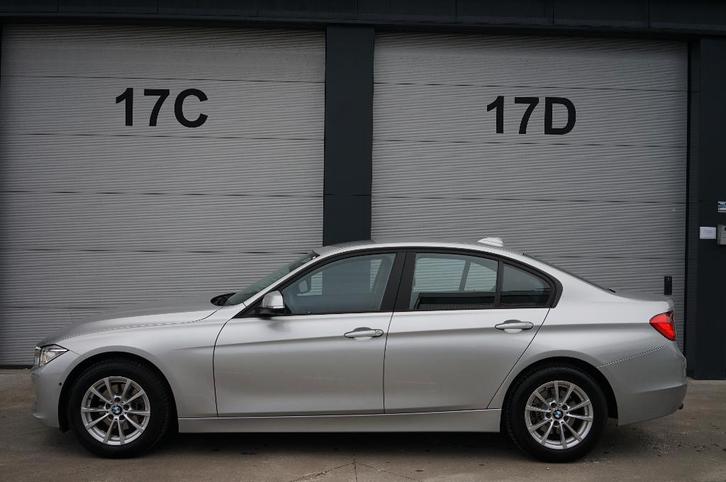 320iX aut. F30-Let op:11dkm!!-1eig-ALS NIEUW!-2012, Auto's, BMW, Bedrijf, 3-Serie, 360° camera, 4x4, ABS, Achteruitrijcamera, Adaptieve lichten