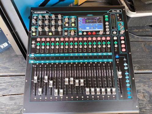 ALLEN & HEATH QU16 (CHROME ED), Muziek en Instrumenten, Mengpanelen, Gebruikt, 10 tot 20 kanalen, Microfooningang, Ophalen of Verzenden