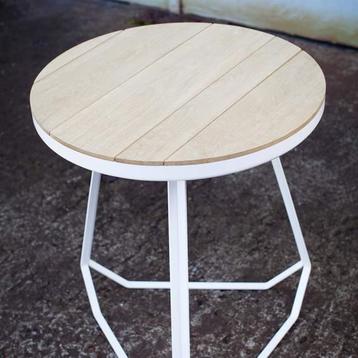 Serax tafel Ø 70 cm, wit beschikbaar voor biedingen