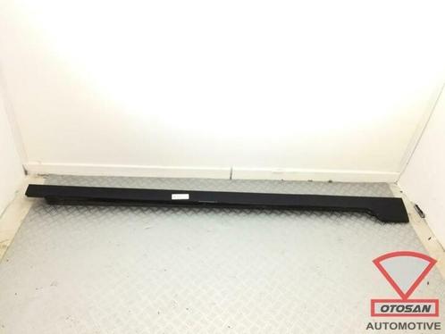 vw passat b8 2017 sedan sideskirt rechts side skirt zwart, Auto-onderdelen, Carrosserie en Plaatwerk, Motorkap, Volkswagen, Rechts