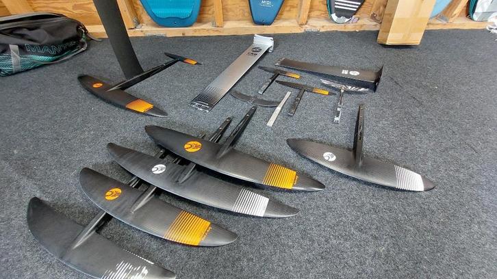 Cabrinha Foil Set and lots of parts! 1000H 800H 550 700X 180, Watersport en Boten, Wingsurfen, Zo goed als nieuw, Wingsurf-hydrofoil