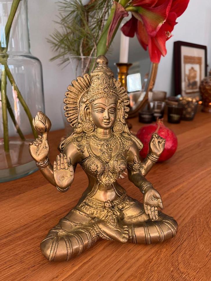 Brass Lakshmi Statue, Antiek en Kunst, Kunst | Beelden en Houtsnijwerken, Ophalen of Verzenden
