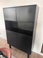 Zwart hoog dressoir/opbergkast, Huis en Inrichting, Kasten | Roldeurkasten en Archiefkasten, Ophalen, 100 tot 150 cm, Zo goed als nieuw