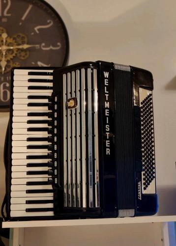 Weltmeister Accordeon - Klassiek Instrument beschikbaar voor biedingen