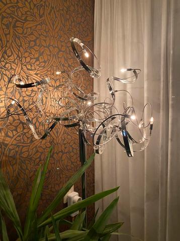 Leuke staande lamp. Dimbaar
