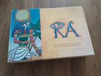Ra (2005)  - UberPlay, Hobby en Vrije tijd, Gezelschapsspellen | Bordspellen, Vijf spelers of meer, Ophalen of Verzenden, Zo goed als nieuw