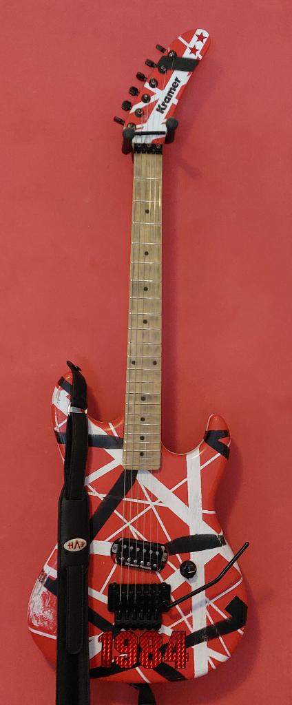 5150/1984 EVH Kramer replica, Muziek en Instrumenten, Snaarinstrumenten | Gitaren | Elektrisch, Ophalen, Zo goed als nieuw, Solid body