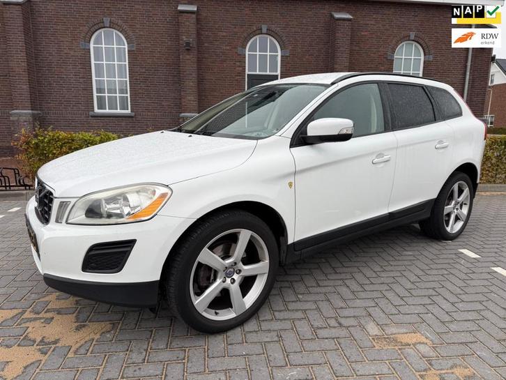 Volvo XC60 2.0T Kinetic AUTOMAAT 2011 NL AUTO APK RIJKLAAR !, Auto's, Volvo, Bedrijf, Te koop, XC60, ABS, Airbags, Airconditioning
