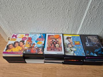 Te koop grote tas vol DVD's beschikbaar voor biedingen