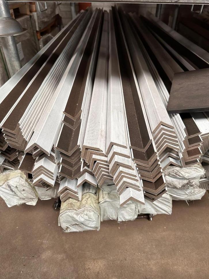 Composiet hoekprofielen - set van 10 - kunststof hoeken, Doe-het-zelf en Verbouw, Hout en Planken, Nieuw, Overige typen, Overige houtsoorten