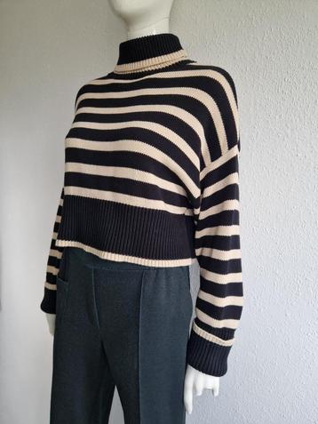 Denimist cropped trui met turtleneck. Maat S. Crème/zwart beschikbaar voor biedingen