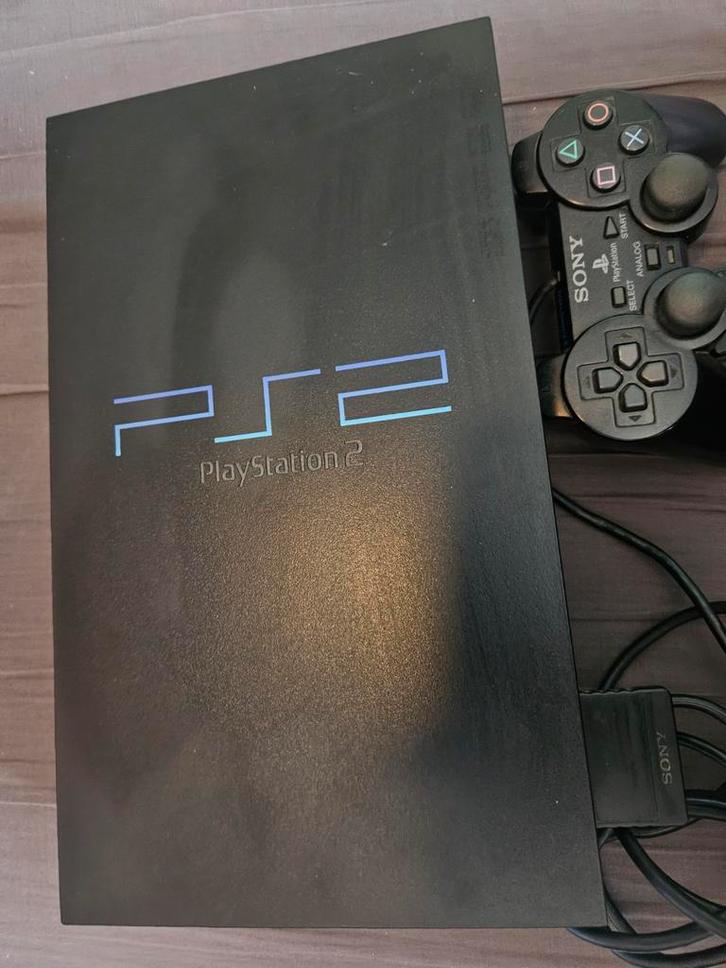 Playstation 2 met games, Spelcomputers en Games, Spelcomputers | Sony PlayStation 2, Gebruikt, Phat, Zwart, Met 1 controller, Met games