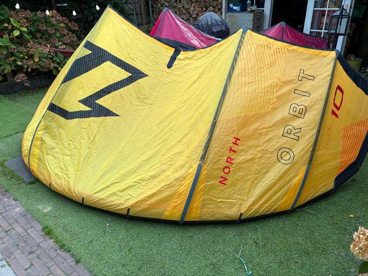 North Orbit 2023 10m, Watersport en Boten, Kitesurfen, Gebruikt, Kite, 10 m², Geen board, Ophalen of Verzenden