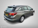 Opel Astra Sports Tourer 1.2 110 PK H6 Navi Trekhaak Pdc V+A, Voorwielaandrijving, 65 €/maand, Stof, Gebruikt