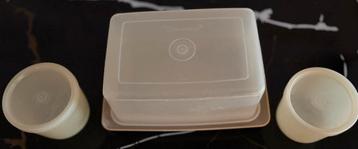 Tupperware vintage boter vloot en 2 makelijk potjes beschikbaar voor biedingen