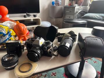 Olympus Analoog Camera met 2 Lenzen & Tas beschikbaar voor biedingen