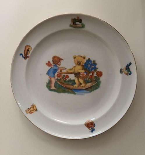Antiek porseleinen Puls Czechoslovakia kinderbordje, Antiek en Kunst, Antiek | Servies los, Ophalen of Verzenden