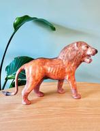 Vintage leren leeuw beeld, Verzamelen, Beelden en Beeldjes, Ophalen of Verzenden, Zo goed als nieuw, Dier