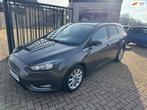 Ford Focus Wagon 1.0 Titanium NAVI CRUISE PDC PARK HULP KEYL, Auto's, 125 pk, Gebruikt, Origineel Nederlands, Handgeschakeld