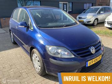 Volkswagen Golf 1.6 FSI Comfortline -- 114000 KM ! --AUTOMAA beschikbaar voor biedingen