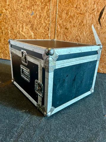 Flightcase / 19 inch rack beschikbaar voor biedingen