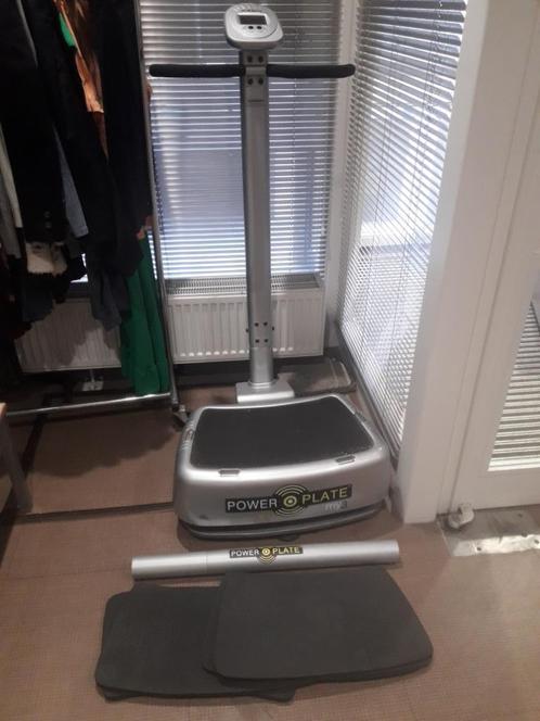 Powerplate my3 trilplaat nieuwprijs 3549 euro. Nu een koopje, Sport en Fitness, Fitnessapparatuur, Zo goed als nieuw, Trilplaat
