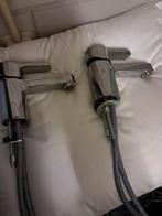 2 wastafelmengkranen, Doe-het-zelf en Verbouw, Sanitair, Ophalen, Gebruikt, Chroom, Wastafel