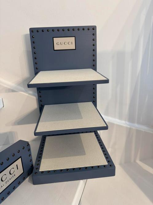 Gucci plank / displayrek 2 delig, Huis en Inrichting, Woonaccessoires | Wandplanken en Boekenplanken, Zo goed als nieuw, Ophalen of Verzenden