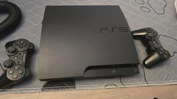 Playstation 3 with 2 controllers beschikbaar voor biedingen
