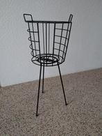 Zwart metalen plantenrekje, Tuin en Terras, Ophalen, Binnen, Minder dan 60 cm, Rond