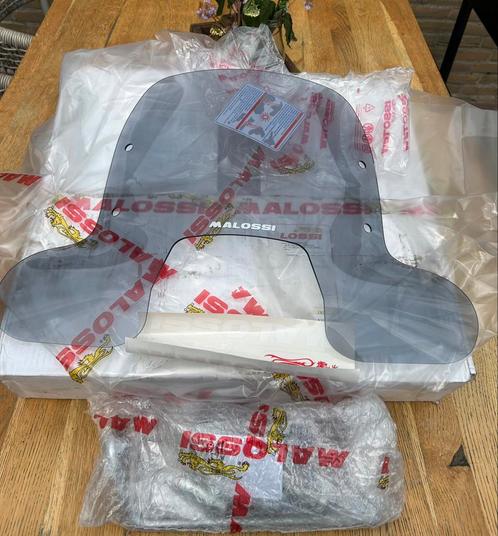Vespa Srint Malossi Sport Screen Windscherm – Fumé Chiaro, Fietsen en Brommers, Brommeronderdelen | Scooters, Nieuw, Vespa, Ophalen of Verzenden