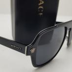 Versace Zonnebril Modelnummer 2199, Versace, Zo goed als nieuw, Support@versace.com, Via Gesù 12
20121 Milan
Italy