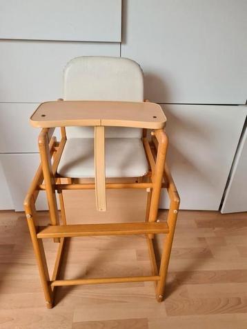 Kinderstoel vintage ook als tafel en stoel te gebruiken  beschikbaar voor biedingen