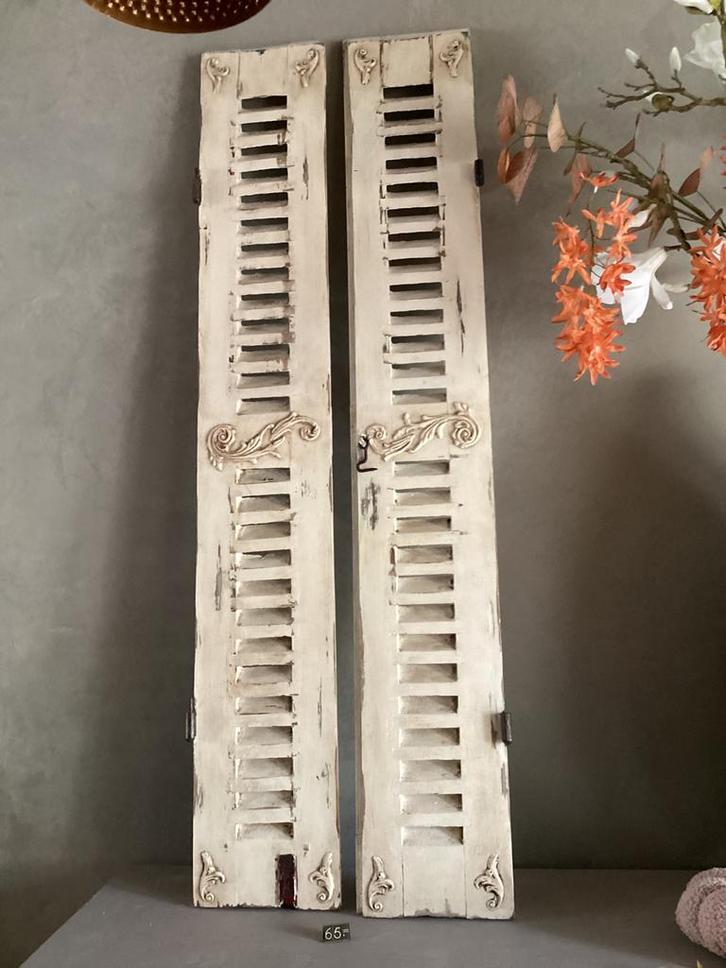 2 oude witte luiken, Huis en Inrichting, Woonaccessoires | Kamerschermen, Gebruikt, Ophalen of Verzenden