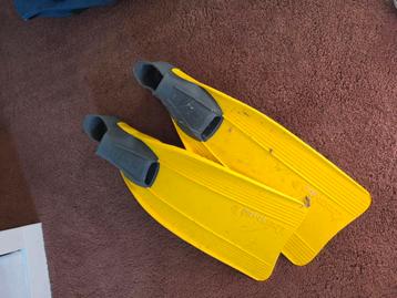 Zwemvliezen flippers maat 33-34 beschikbaar voor biedingen