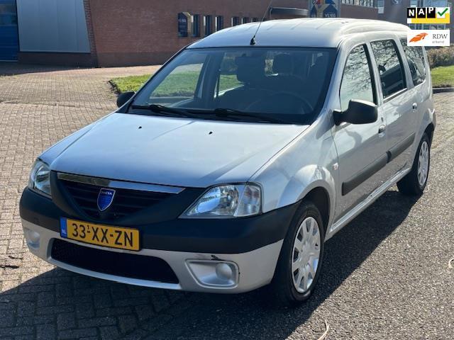 Dacia Logan MCV 1.6 Ambiance 7 Persoons Stuurbekrachtiging A, Auto's, Dacia, Bedrijf, Te koop, Logan MCV, ABS, Airbags, Centrale vergrendeling