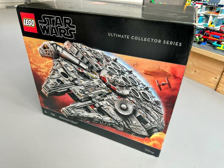 LEGO Star Wars Millennium Falcon UCS 75192, Kinderen en Baby's, Speelgoed | Duplo en Lego, Zo goed als nieuw, Lego, Complete set