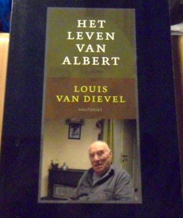 Het leven van Albert, Louis Van Dievel beschikbaar voor biedingen