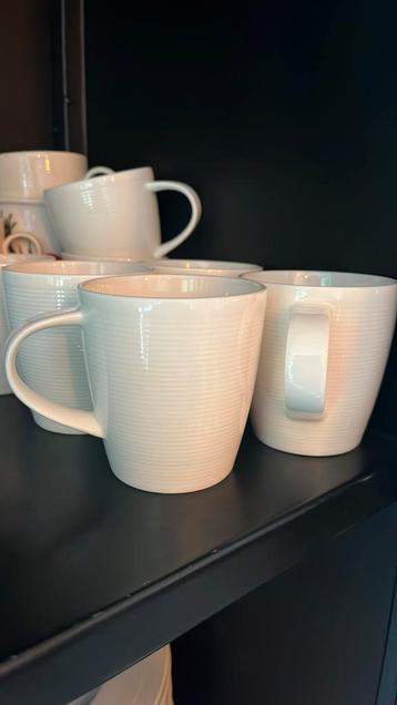 New linnen/ New york Blokker servies GEZOCHT beschikbaar voor biedingen