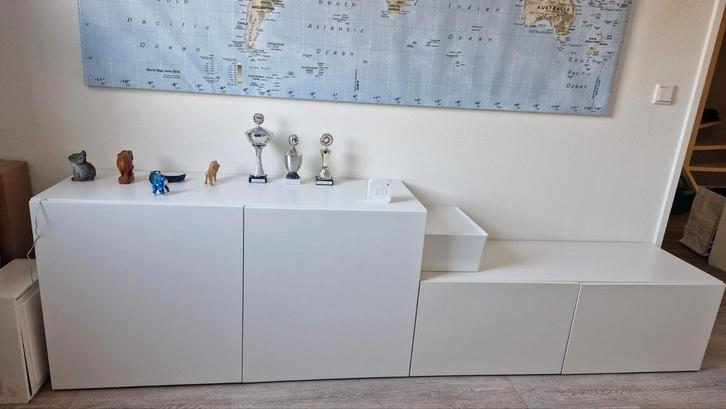 Ikea Besta kasten, Huis en Inrichting, Kasten | Wandmeubels, Gebruikt, Minder dan 100 cm, 200 tot 250 cm, 25 tot 50 cm, Met deur(en)