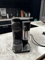 Nespresso Latissima zwart - 2 years old, Witgoed en Apparatuur, Koffiezetapparaten, Ophalen, Zo goed als nieuw, Koffiemachine