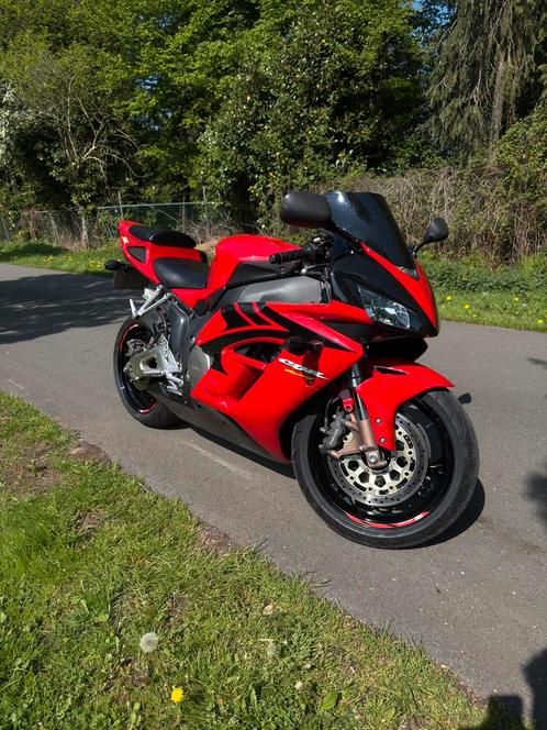 Honda CBR1000RR FIREBLADE, Motoren, Motoren | Honda, Particulier, Super Sport, meer dan 35 kW, 4 cilinders, Ophalen