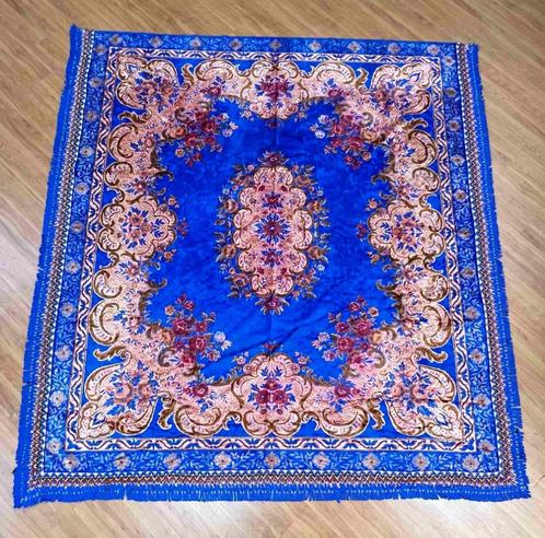 Oosters kleurig wandkleed kleed  240/220, Antiek en Kunst, Antiek | Kleden en Textiel, Ophalen of Verzenden