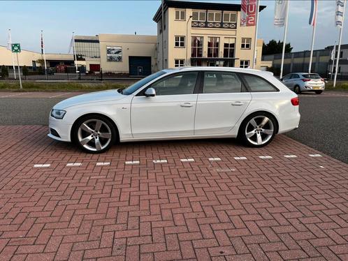 Audi A4 1.8TFSI 125KW Avant 2013 Wit, Auto's, Audi, Particulier, A4, Benzine, A, Stationwagon, Handgeschakeld, Geïmporteerd, Wit