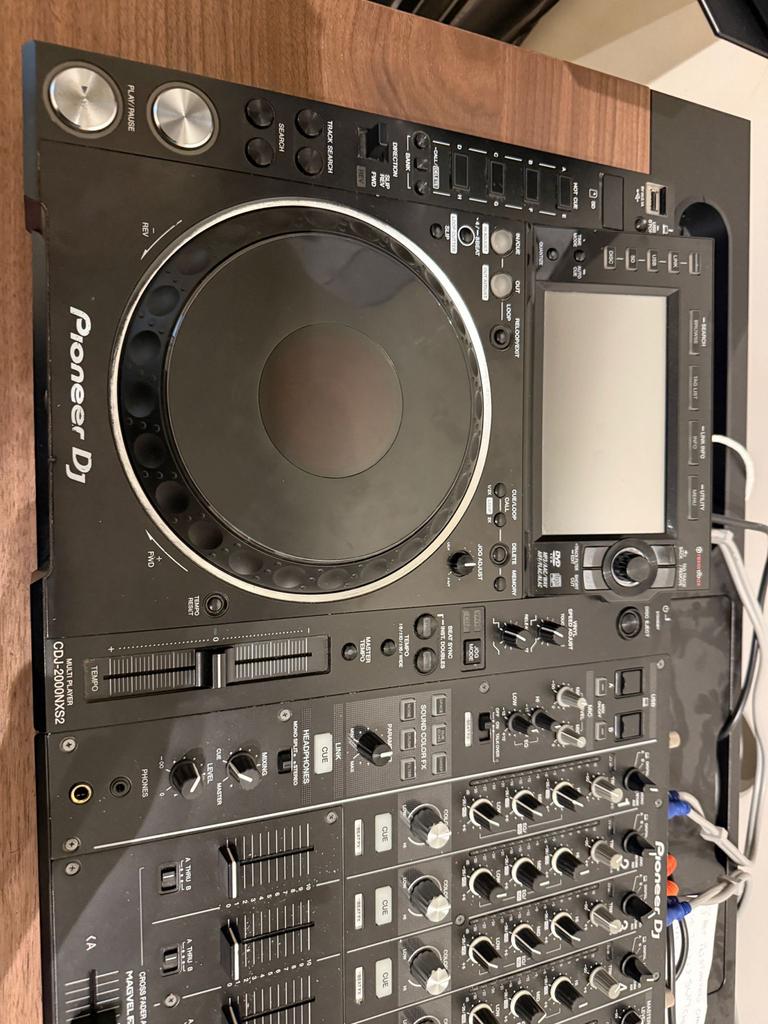 Pioneer DJ Set - CDJ2000NXS2 en DJM900NSX2, Muziek en Instrumenten, Dj-sets en Draaitafels, Ophalen, Zo goed als nieuw, Dj-set