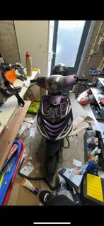 ZIP SP 180 stage 2, Fietsen en Brommers, Scooters | Piaggio, Ophalen, Tweetakt, Gebruikt, Maximaal 45 km/u