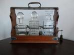 Antieke whiskyset met slot excl. karaffen, Ophalen
