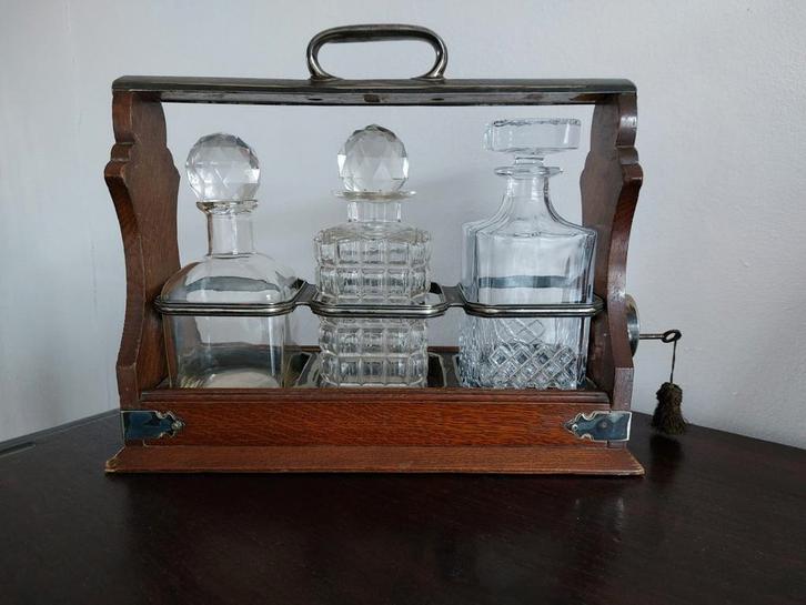 Antieke whiskyset met slot excl. karaffen, Antiek en Kunst, Antiek | Glas en Kristal, Ophalen